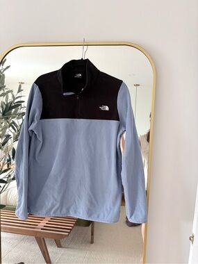 The North Face Black and Light Blue Quarter-Zip Fleece Pullover